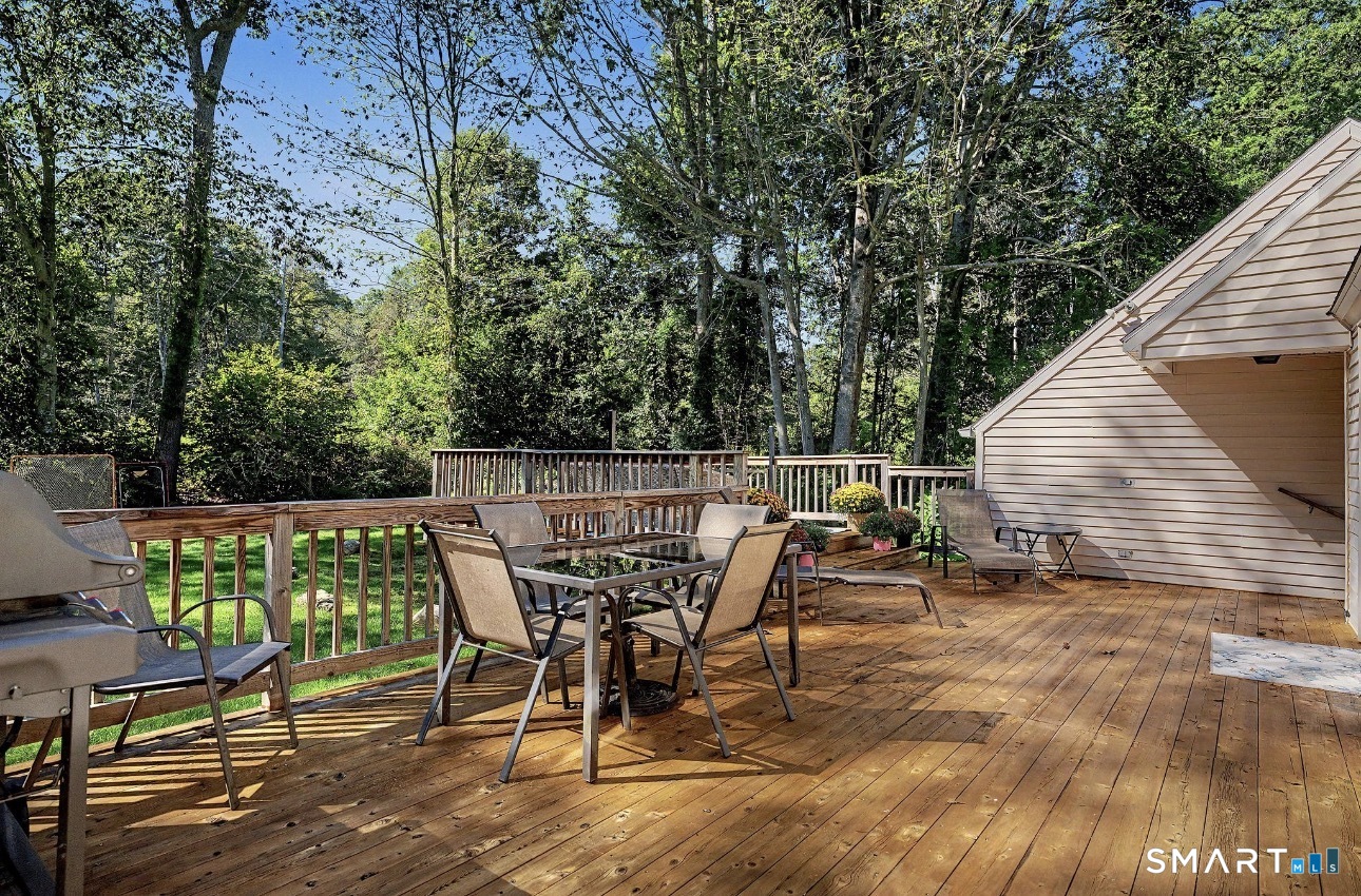 11 Janes Lane Clinton CT 06413