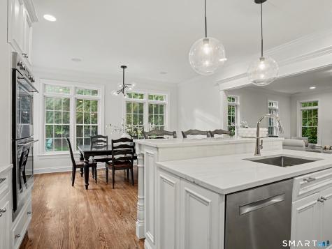 28 Walnut Ridge Lane Stamford CT 06905