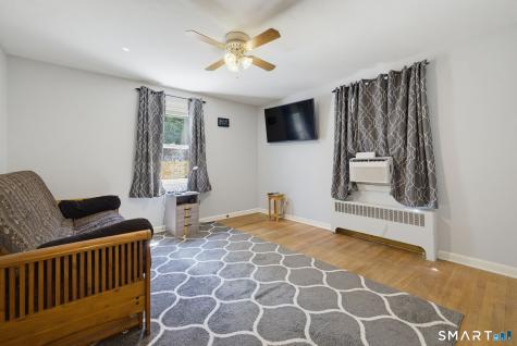 1485 Suffield Street Suffield CT 06078
