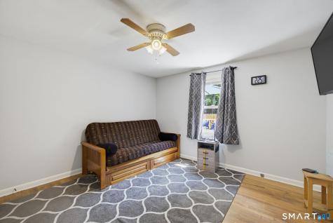 1485 Suffield Street Suffield CT 06078