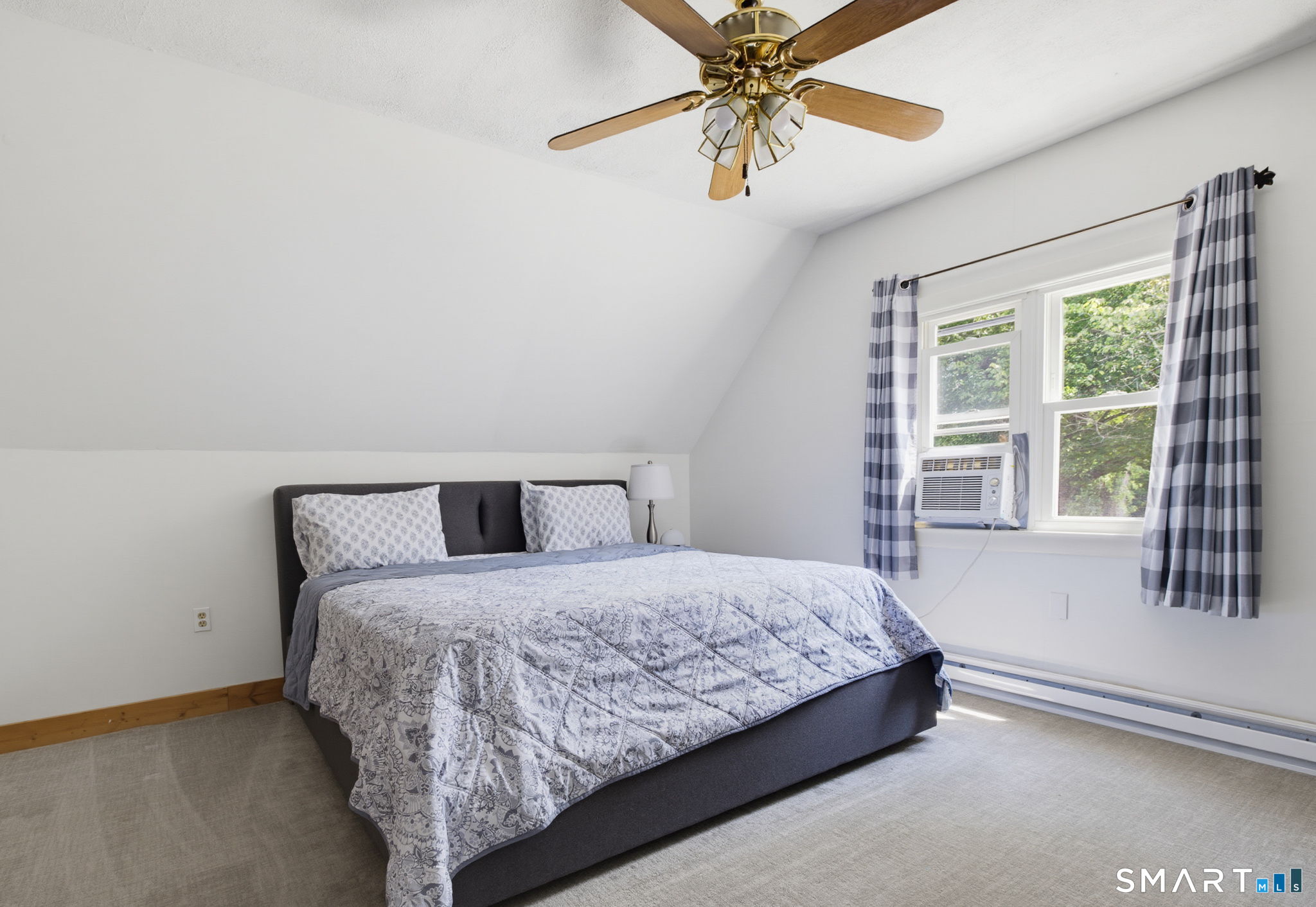 1485 Suffield Street Suffield CT 06078