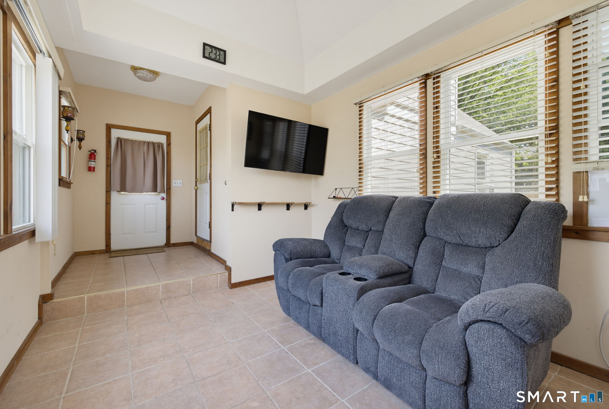 1485 Suffield Street Suffield CT 06078
