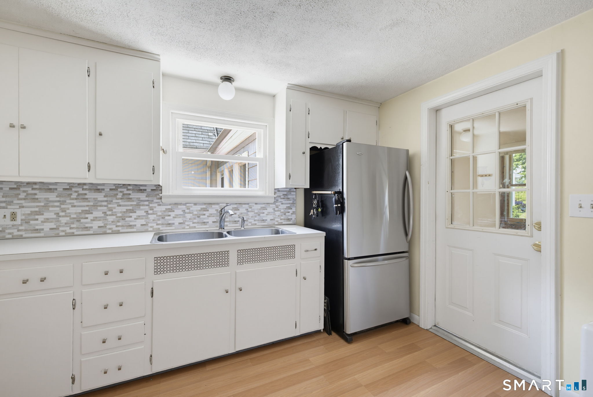 1485 Suffield Street Suffield CT 06078
