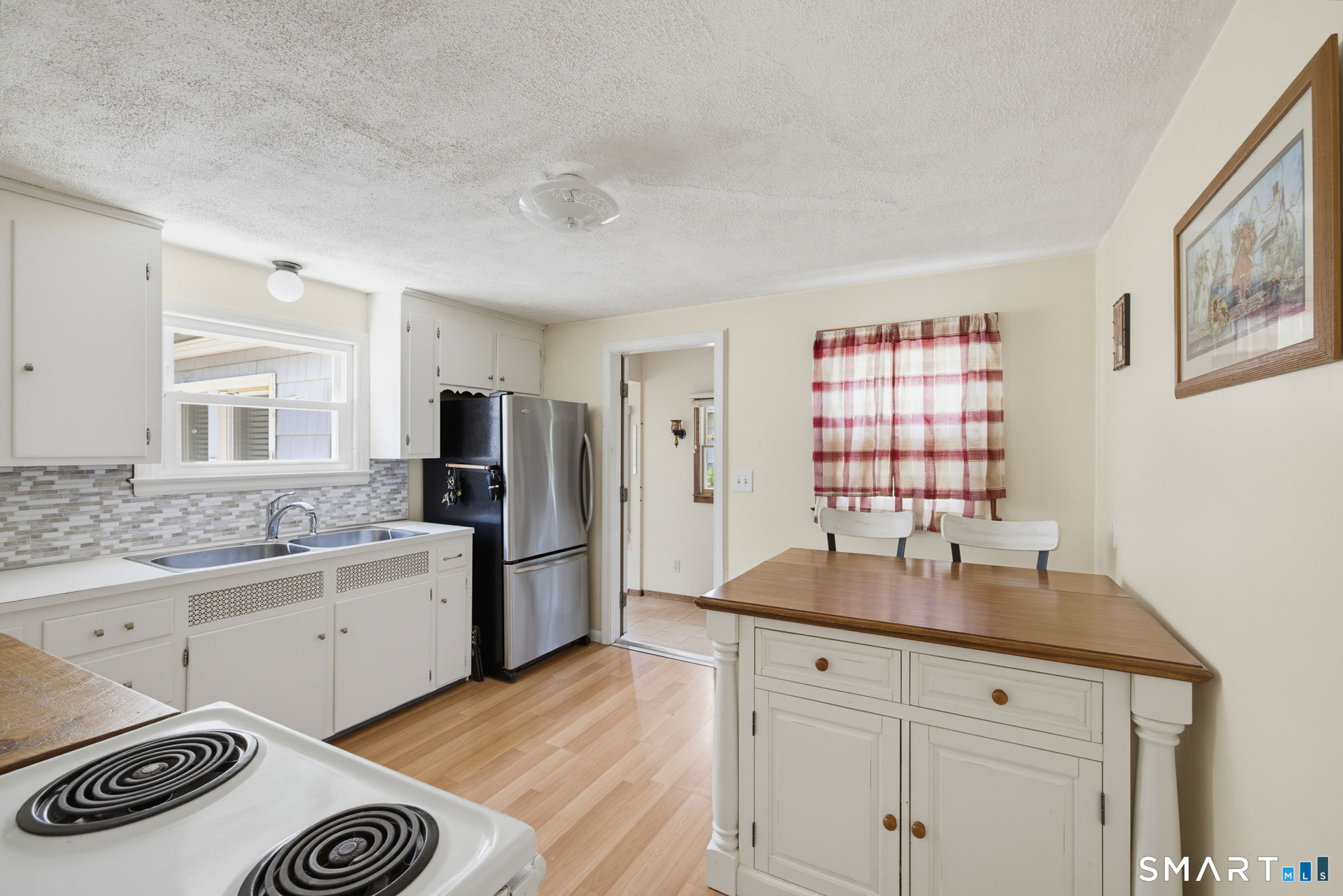 1485 Suffield Street Suffield CT 06078