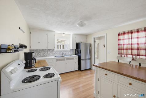 1485 Suffield Street Suffield CT 06078