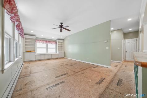 112 Grumman Avenue Norwalk CT 06851