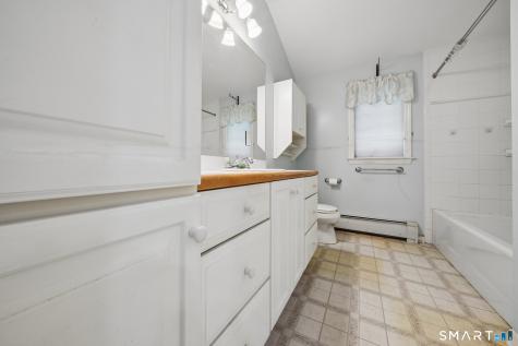 112 Grumman Avenue Norwalk CT 06851