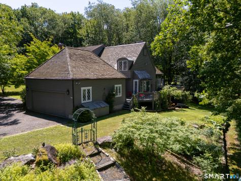 82 Taunton Hill Road Newtown CT 06470