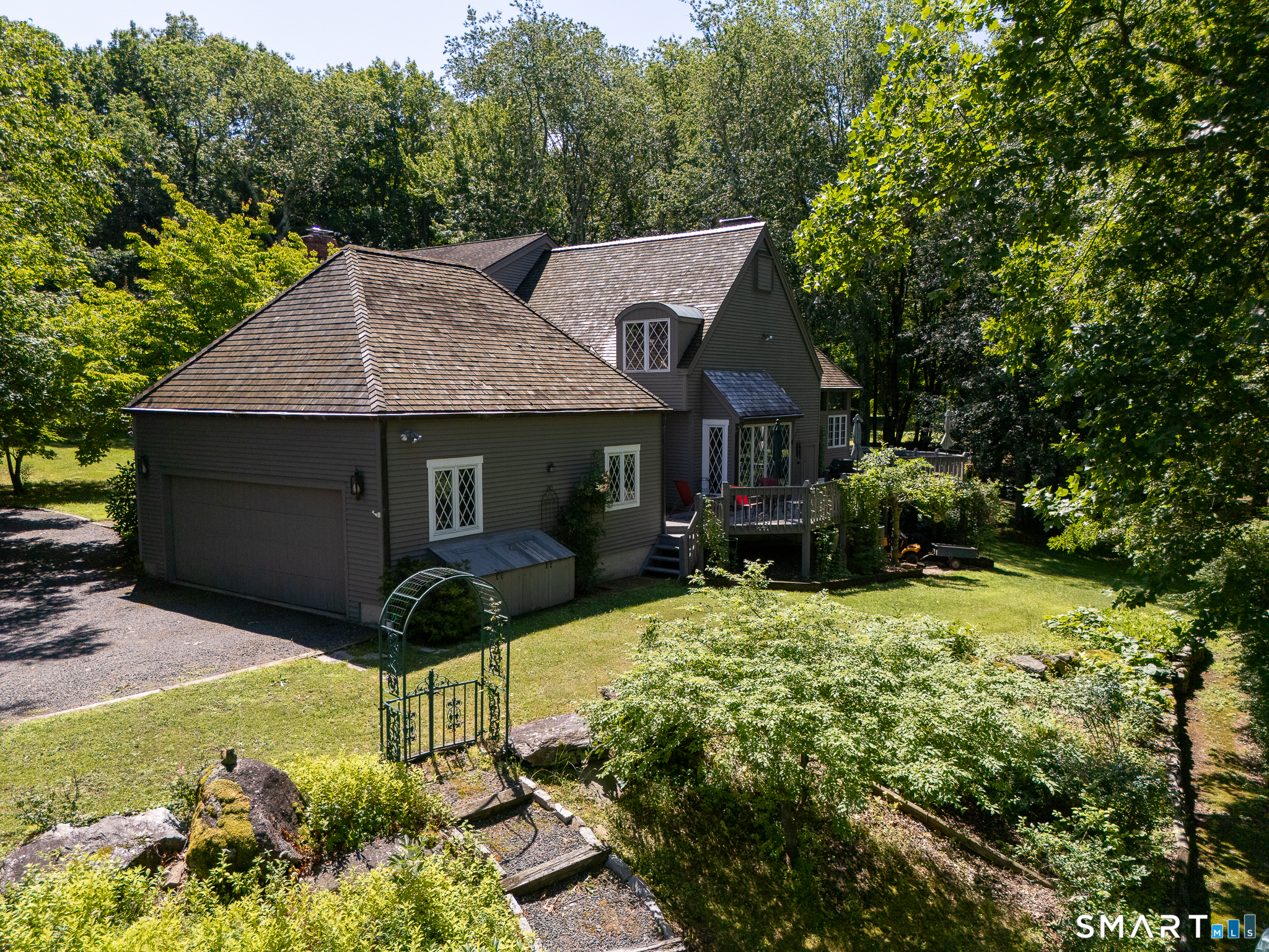 82 Taunton Hill Road Newtown CT 06470