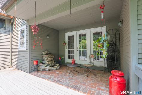 82 Taunton Hill Road Newtown CT 06470
