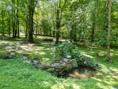 82 Taunton Hill Road Newtown CT 06470
