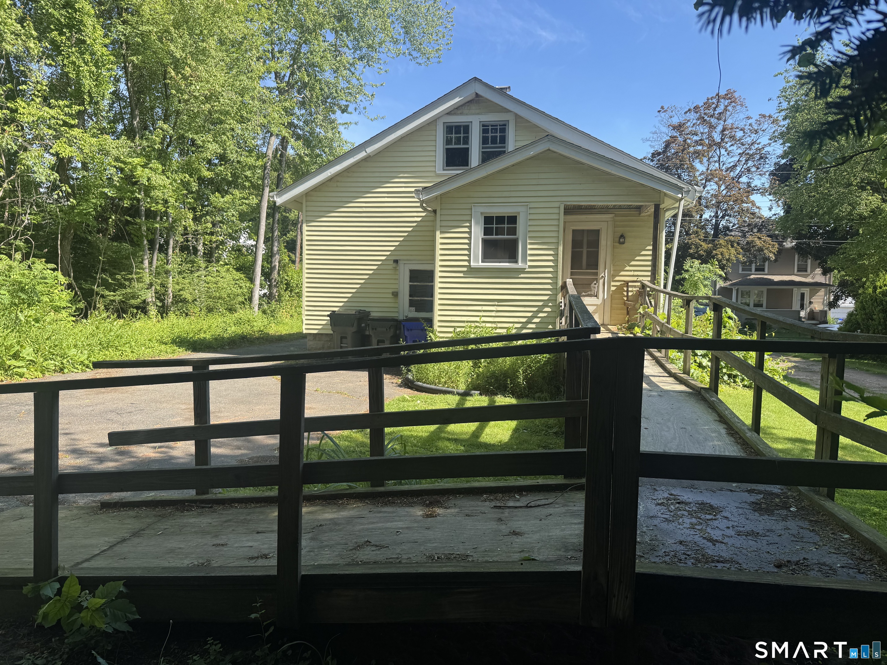133 Grove Street Windsor Locks CT 06096