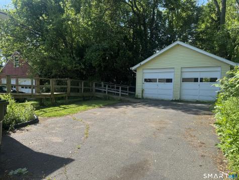 133 Grove Street Windsor Locks CT 06096