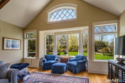 880 Boston Post Road Madison CT 06443