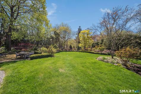 880 Boston Post Road Madison CT 06443