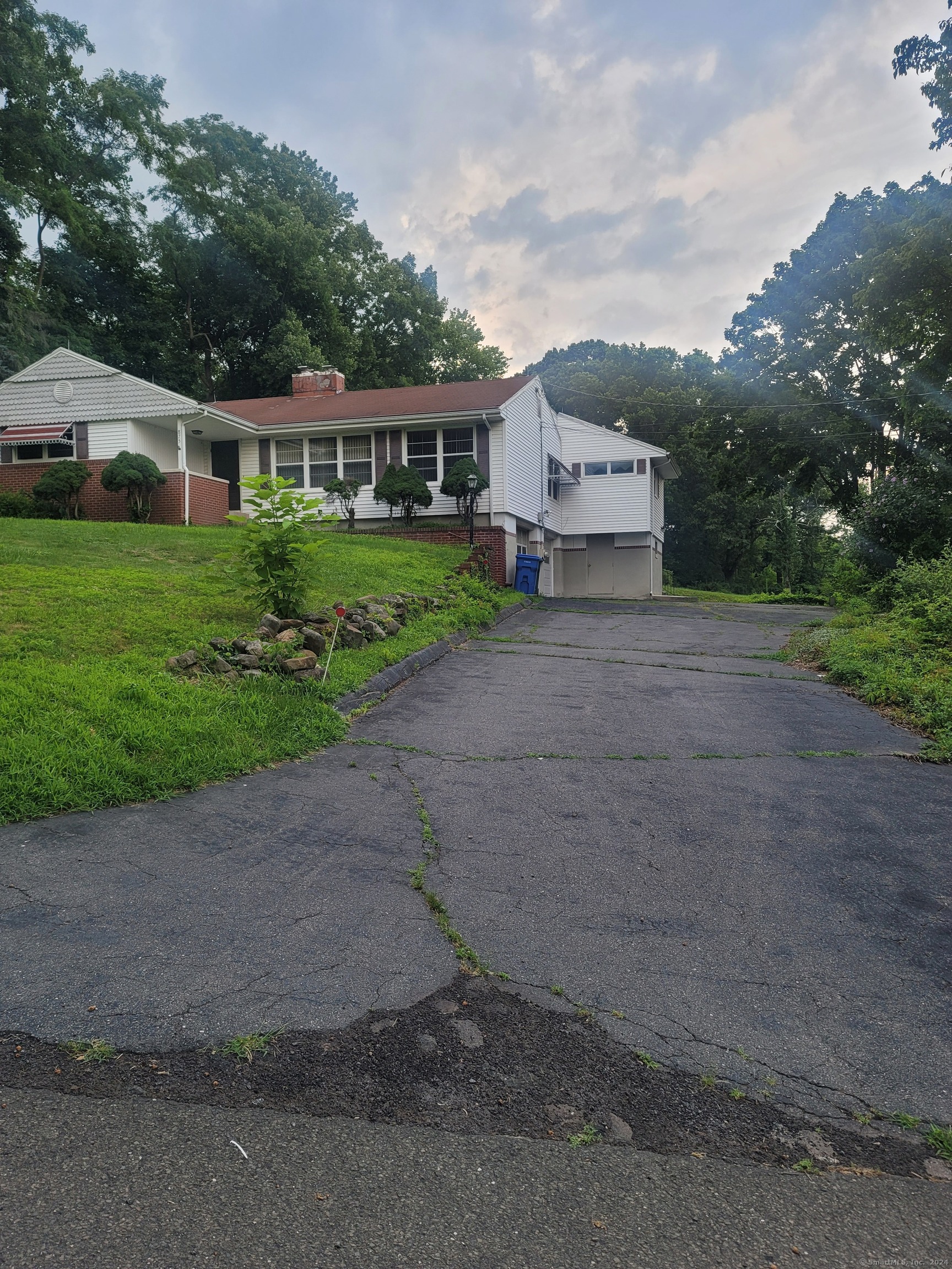 875 Woodin Street Hamden CT 06514