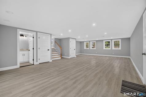 150 Cow Hill Road Clinton CT 06413