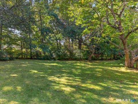 9 Ingham Hill Road Essex CT 06426