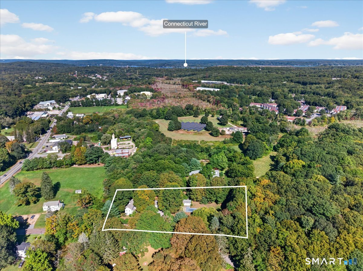 9 Ingham Hill Road Essex CT 06426