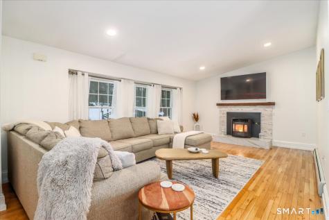 113 King Street Danbury CT 06811