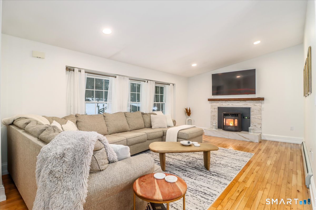 113 King Street Danbury CT 06811