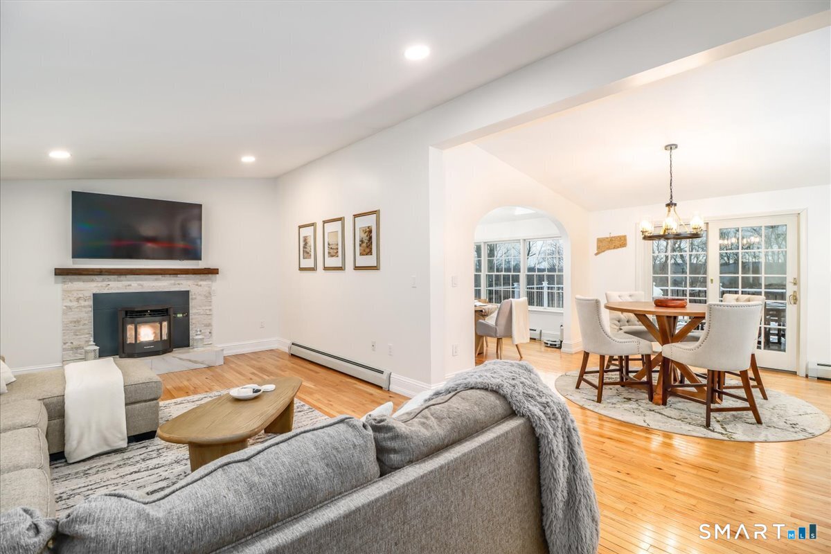 113 King Street Danbury CT 06811