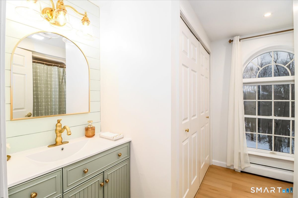 113 King Street Danbury CT 06811