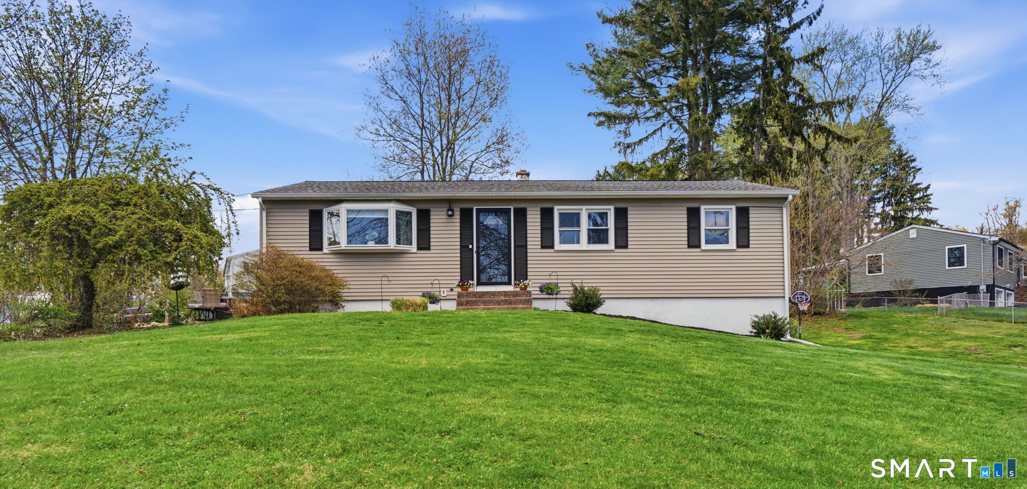 35 Apple Tree Lane Wallingford CT 06492