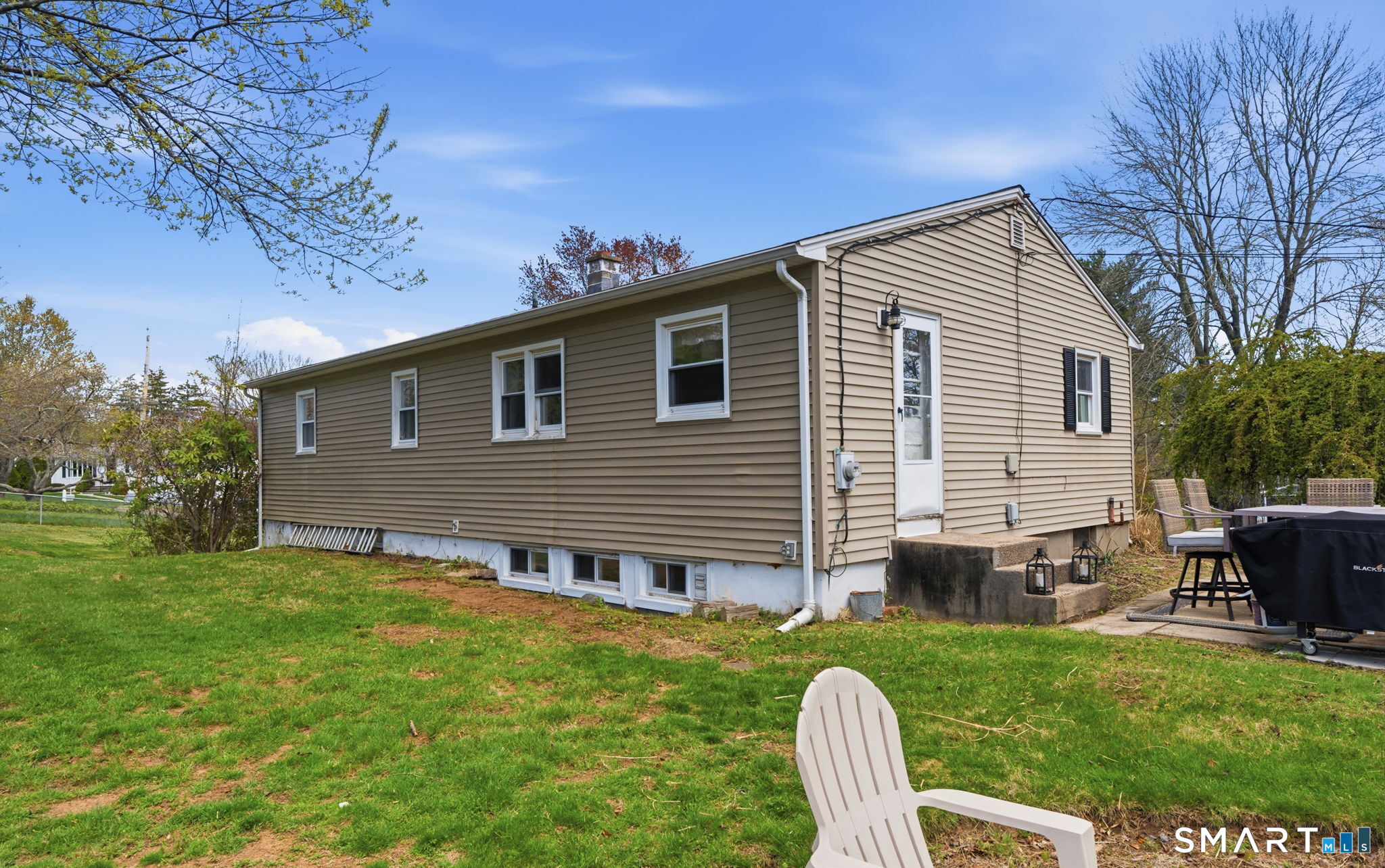 35 Apple Tree Lane Wallingford CT 06492