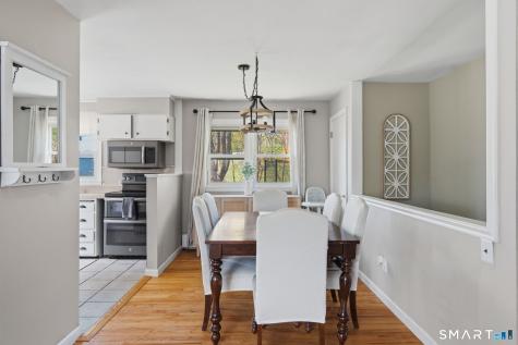 35 Apple Tree Lane Wallingford CT 06492