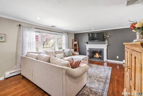 15 Imperial Drive Norwalk CT 06854
