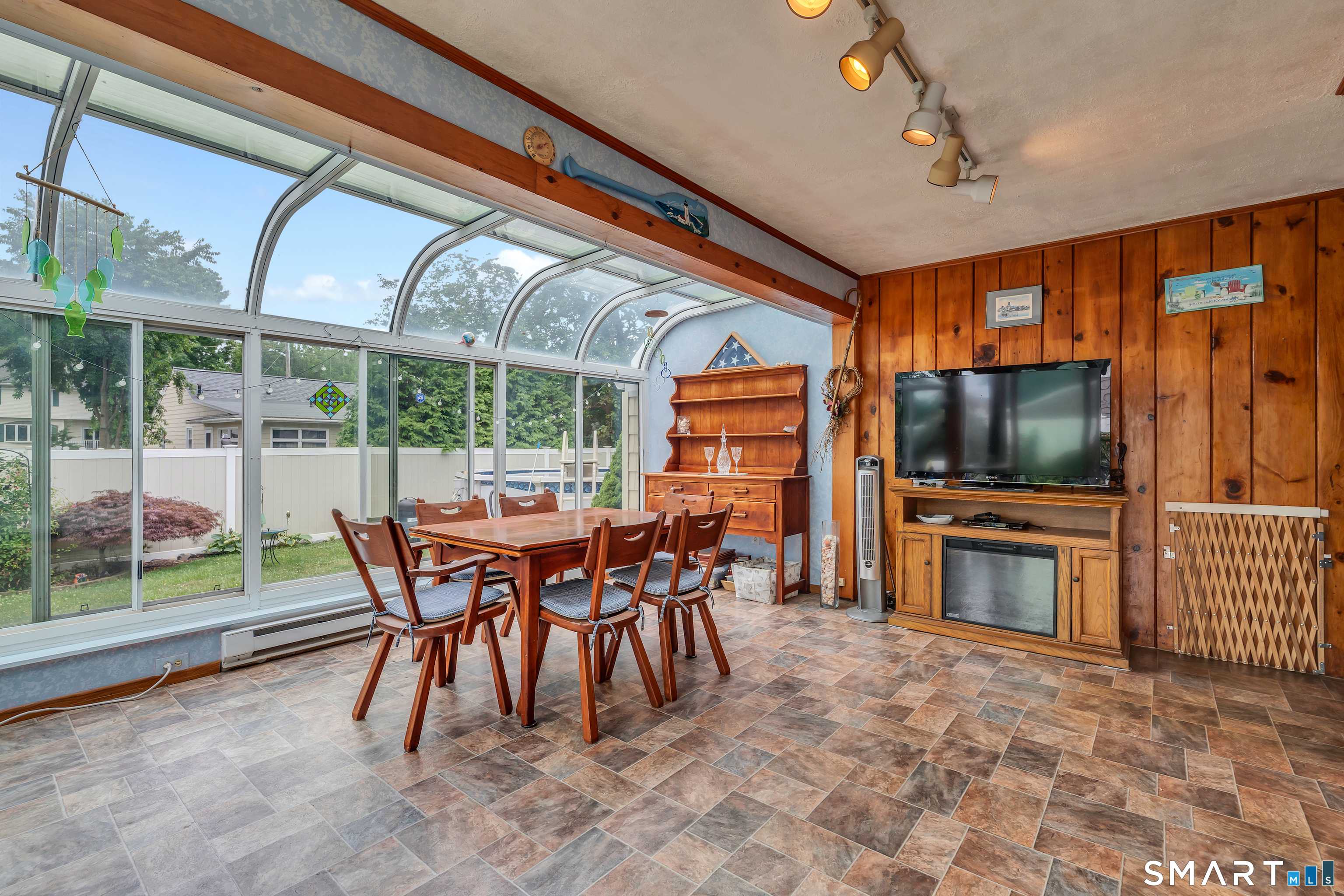 28 Kirkside Avenue Milford CT 06460