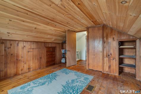 28 Kirkside Avenue Milford CT 06460