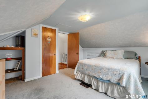 28 Kirkside Avenue Milford CT 06460