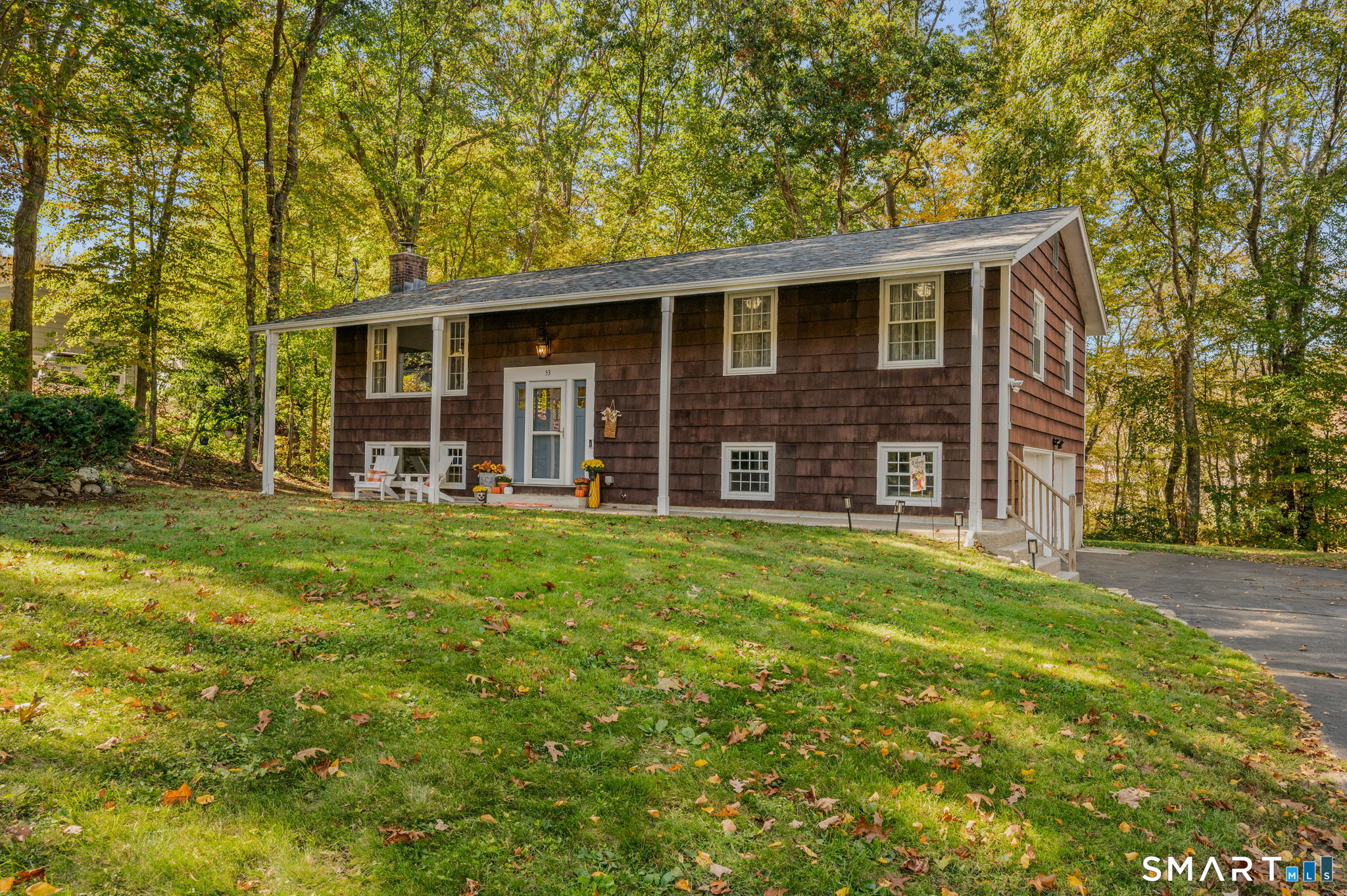 53 Lovers Lane East Lyme CT 06333