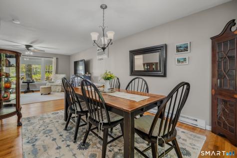 53 Lovers Lane East Lyme CT 06333