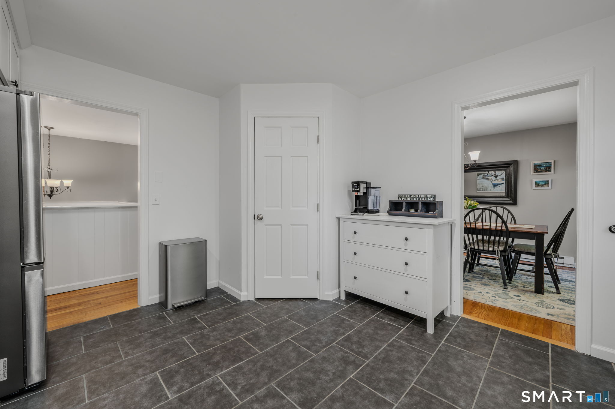 53 Lovers Lane East Lyme CT 06333