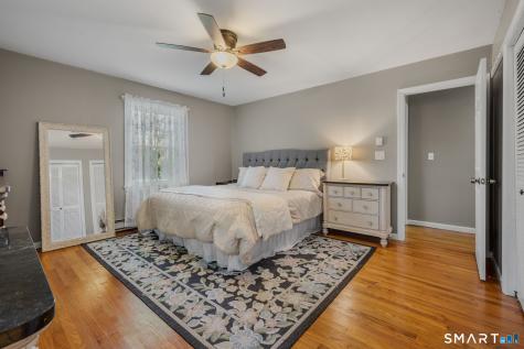 53 Lovers Lane East Lyme CT 06333