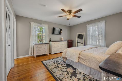 53 Lovers Lane East Lyme CT 06333