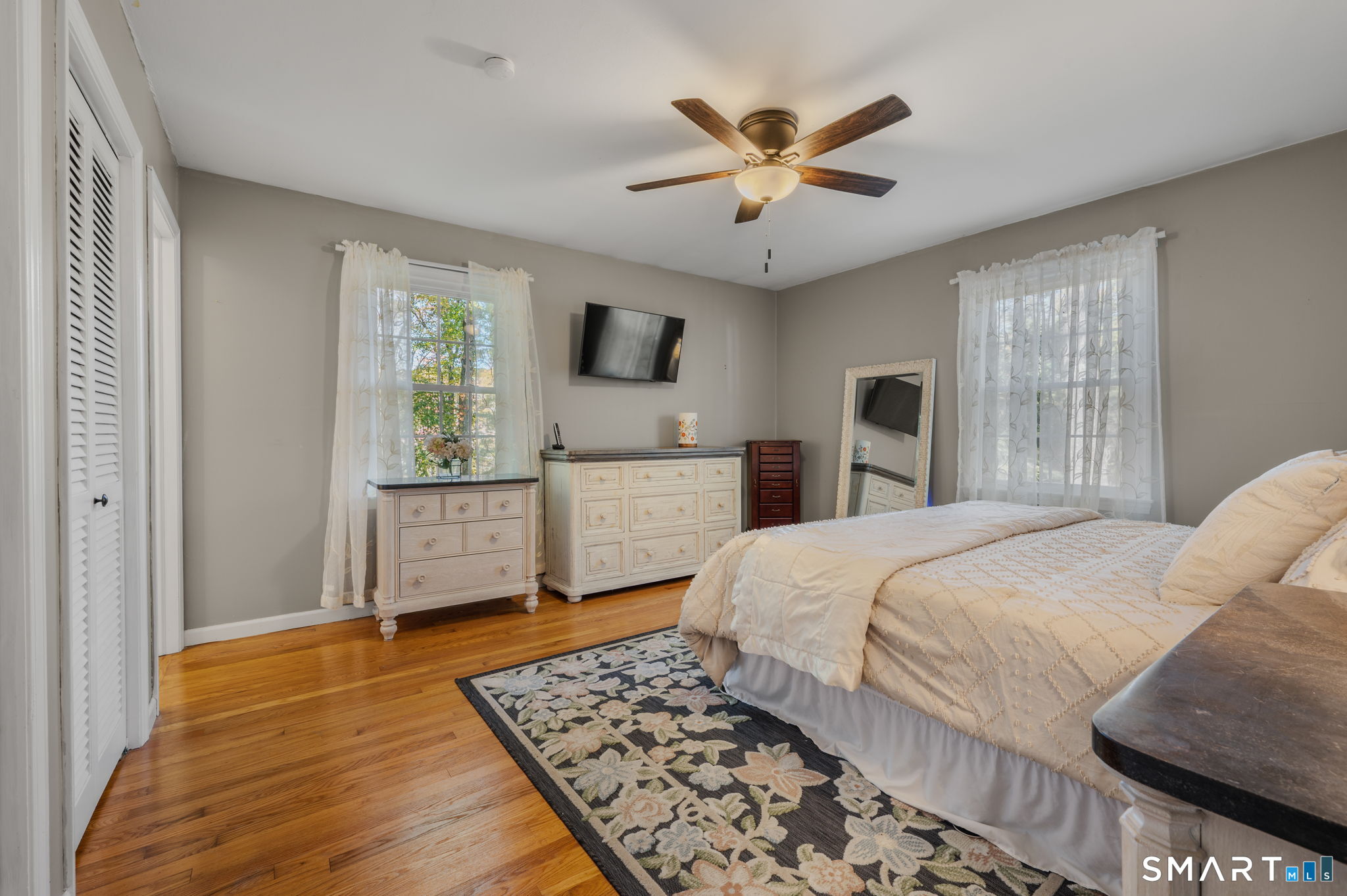 53 Lovers Lane East Lyme CT 06333