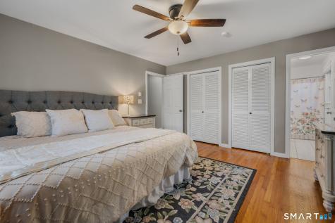 53 Lovers Lane East Lyme CT 06333