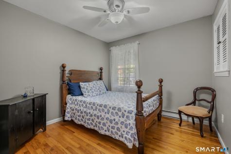 53 Lovers Lane East Lyme CT 06333