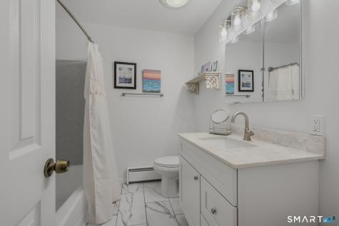 53 Lovers Lane East Lyme CT 06333