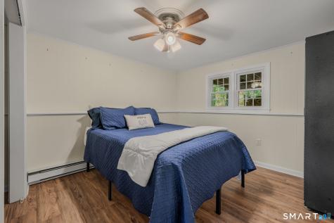 53 Lovers Lane East Lyme CT 06333