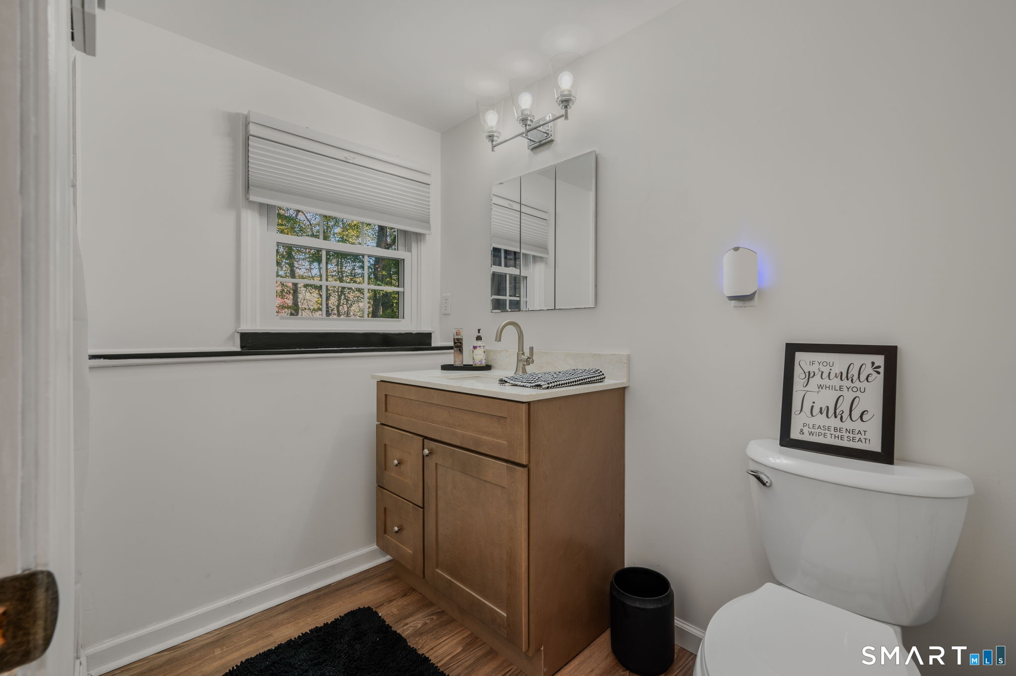 53 Lovers Lane East Lyme CT 06333