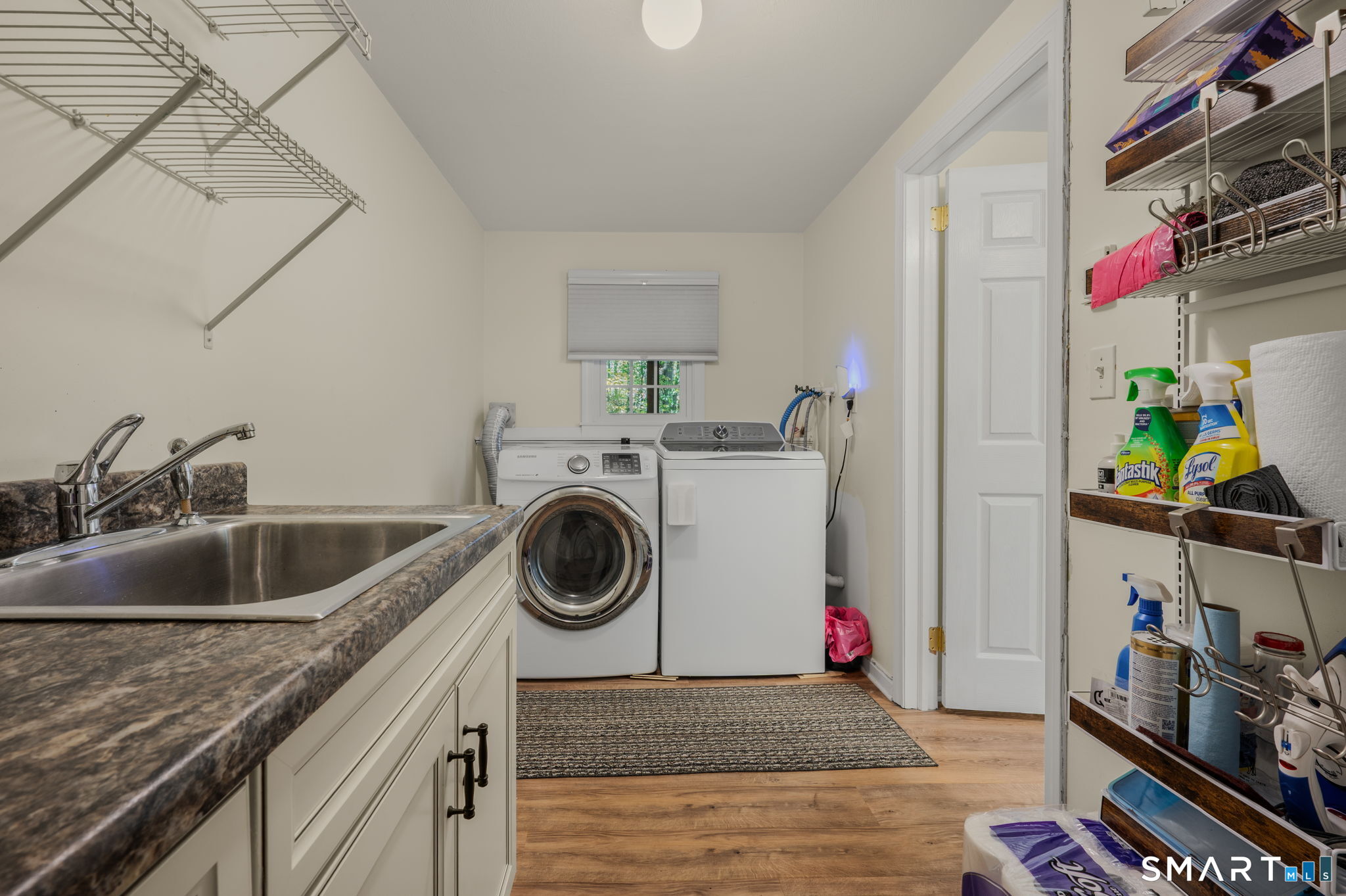 53 Lovers Lane East Lyme CT 06333