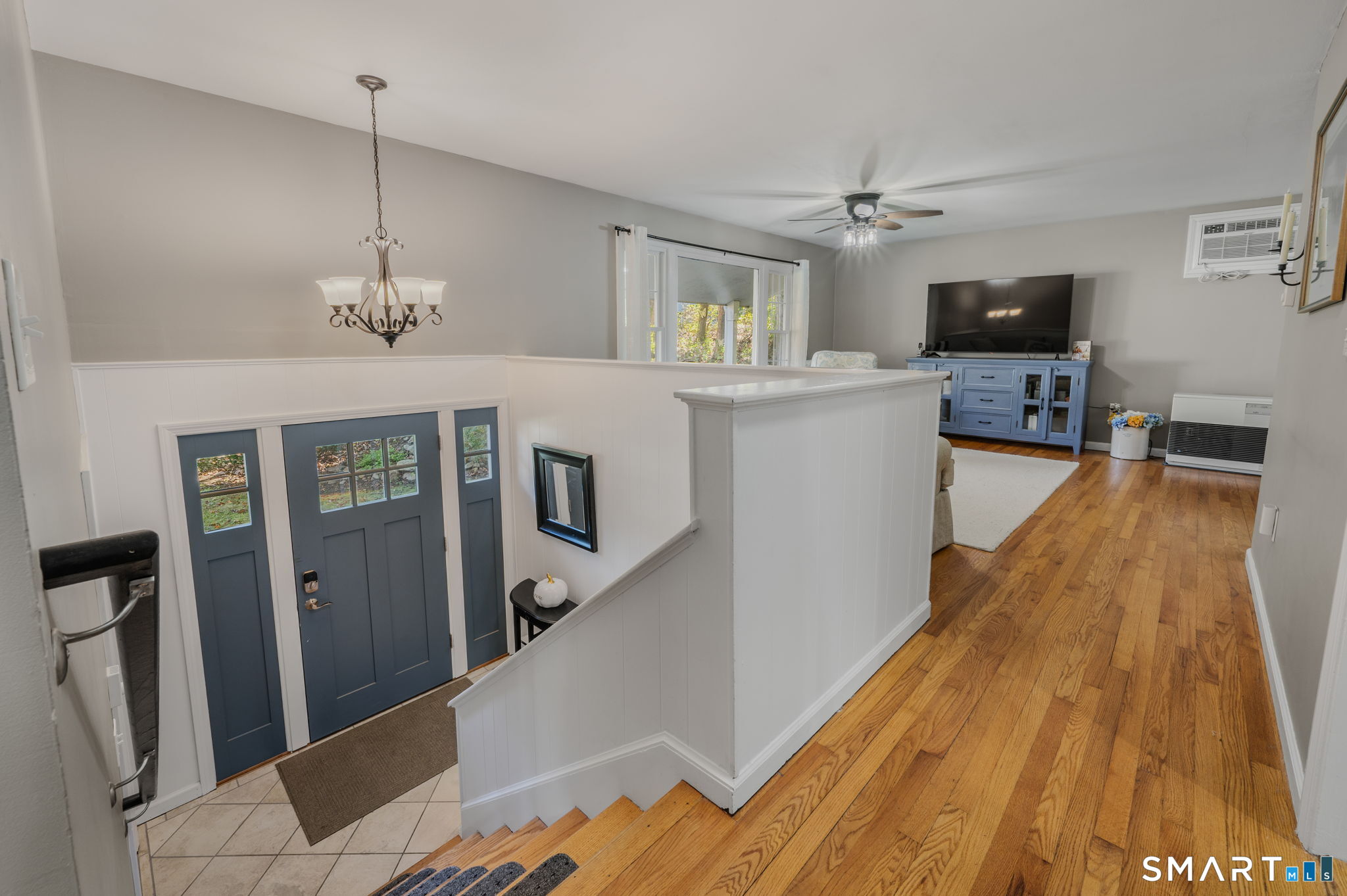 53 Lovers Lane East Lyme CT 06333