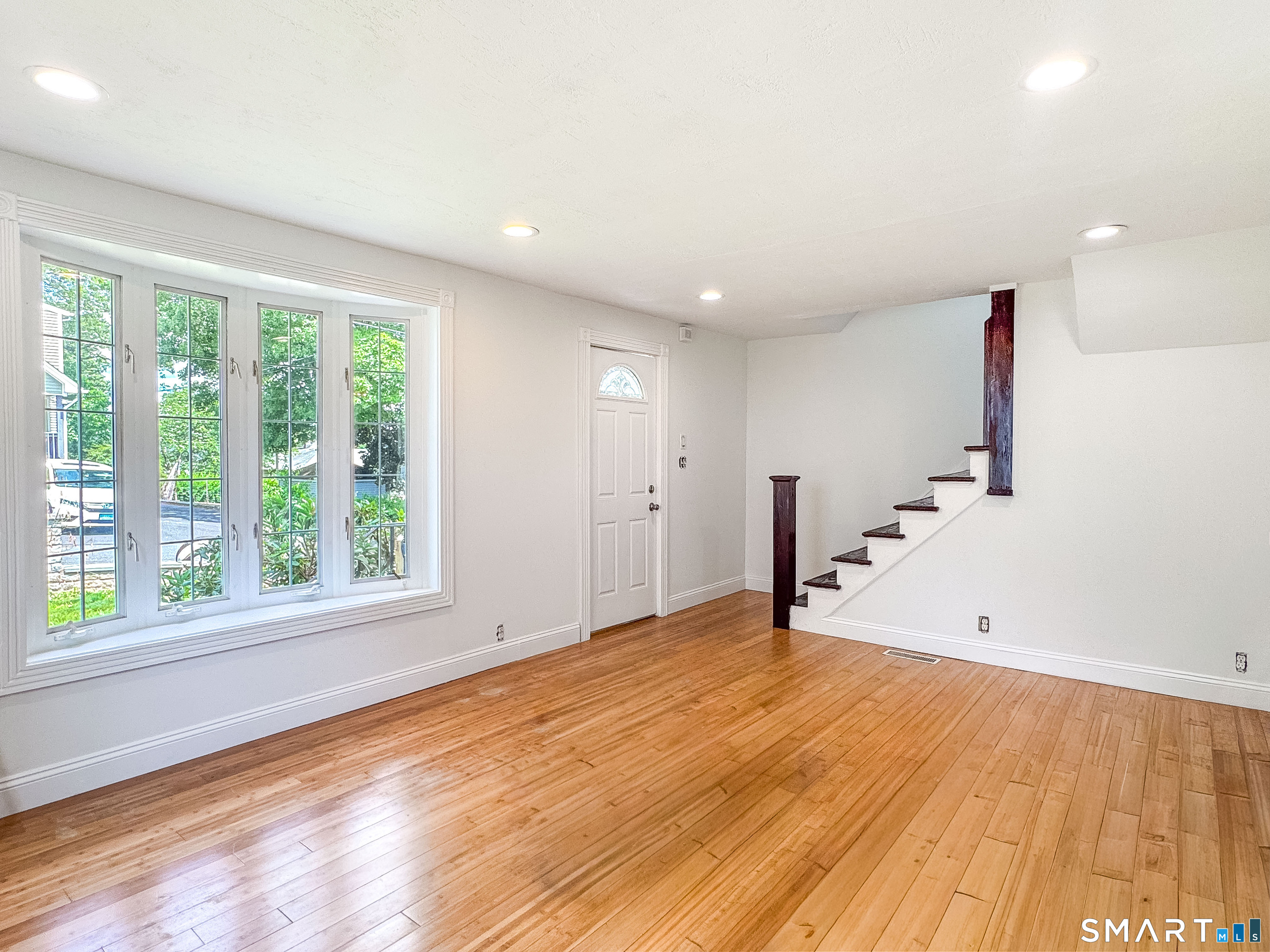 44 Quinsigamond Avenue Waterbury CT 06708