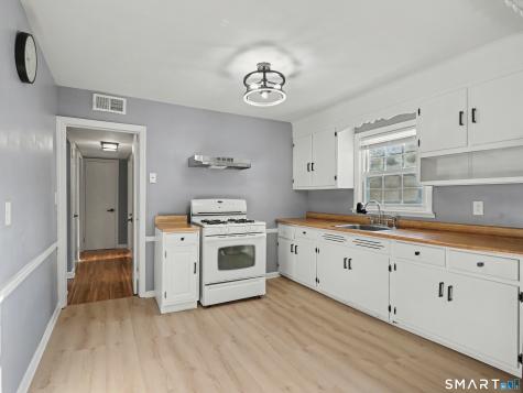 21 Van Buskirk Avenue Stamford CT 06902