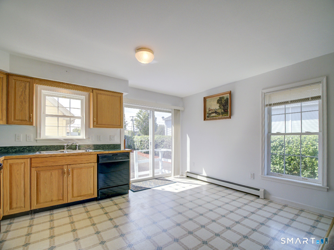 6 Mettler Street Woodbridge CT 06525